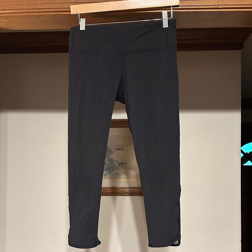 Black Cropped Lululemon Leggings